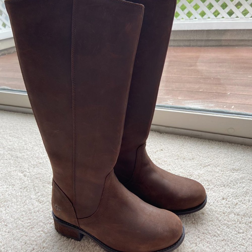 UGG Australia Womens Seldon Tall Boots Black Leather Boots Size 5.5 $150